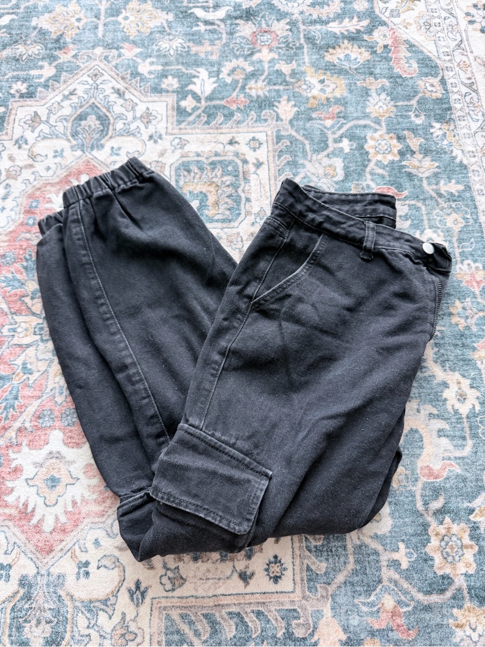 SHEIN Black High-Waist Cargo Pants